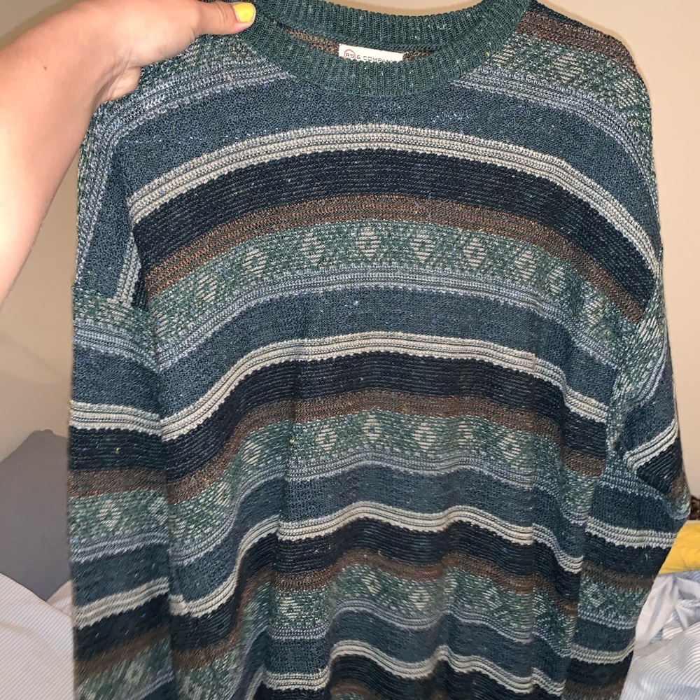 Vintage style sweater